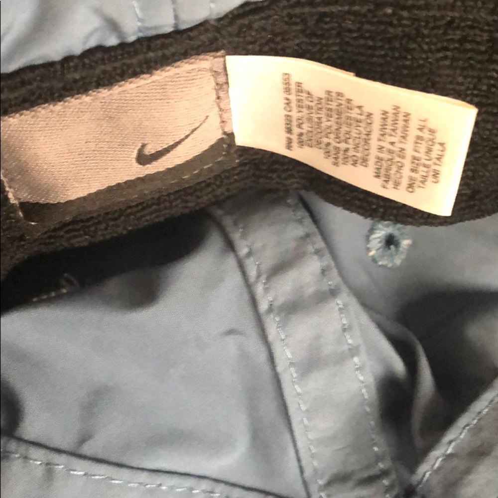 Nike Hat - Picture 5 of 5